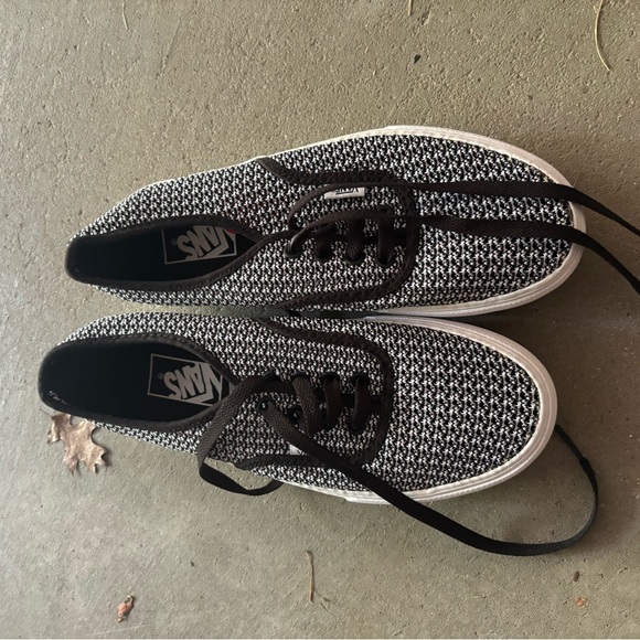 Vans Woman’s 8 never worn - Picture 1 of 4